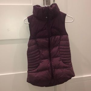 Lightly worn lululemon vest!